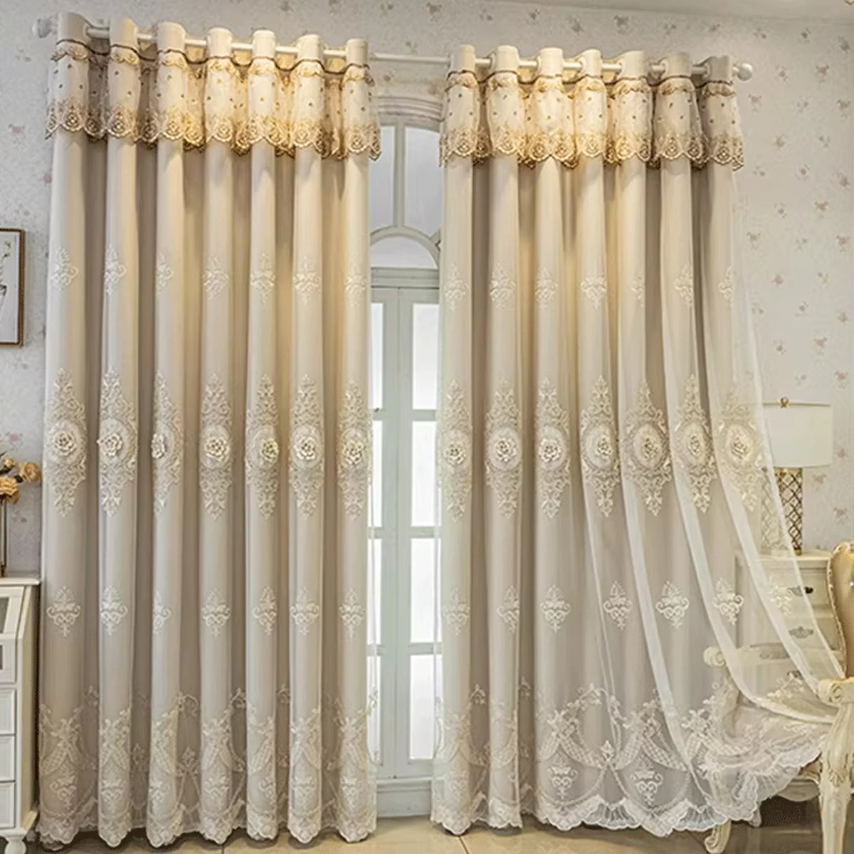 Pink chenille European thickened blackout curtains with embroidered relief, high-end finished product from MC The Black Diamond.