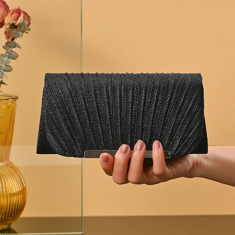 Silver wedding bride dinner clutch bag by 𝕄𝕔 𝕋𝕙𝕖 𝔹𝕝𝕒𝕔𝕜 𝔻𝕚𝕒𝕞𝕠𝕟�