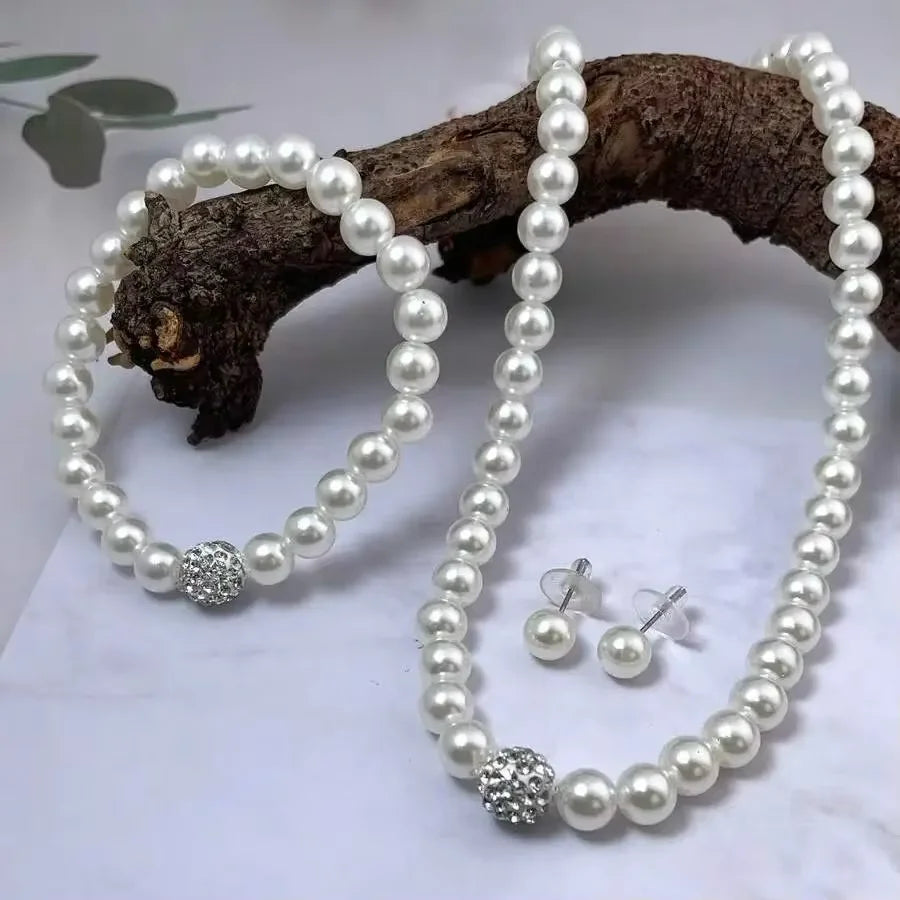 Gold necklace, bracelet, and stud earring jewelry set by 𝕄𝕔 𝕋𝕙𝕖 𝔹𝕝𝕒𝕔𝕜 𝔻𝕚𝕒𝕞�