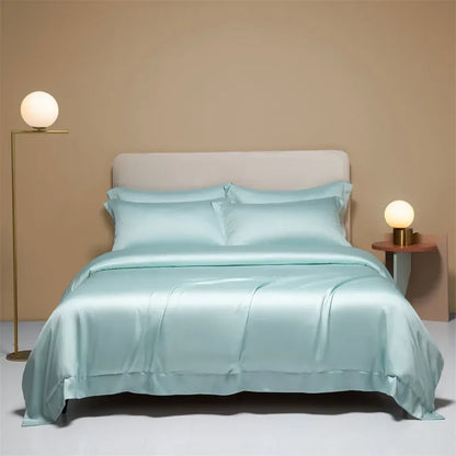Luxury mulberry silk duvet cover in solid color, with smooth fabric and size options, from 𝕄𝕔 𝕋𝕙𝕖 𝔹𝕝𝕒𝕔𝕜 𝔻𝕚�