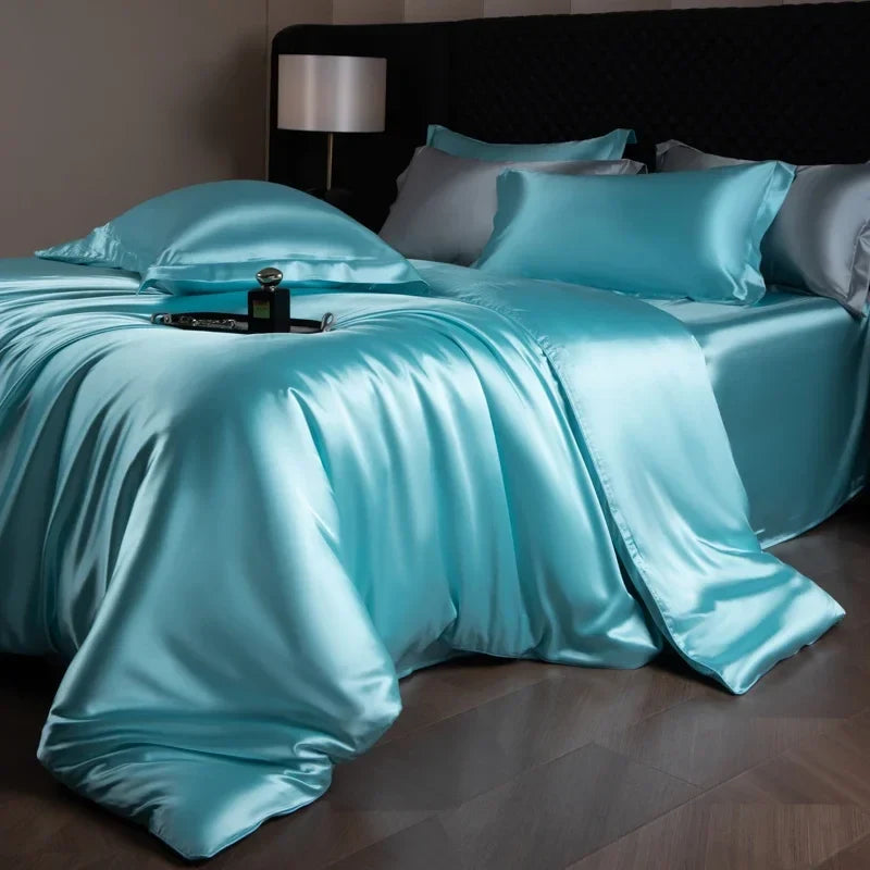 Luxury silk bedsheet set with duvet cover, fitted sheet, flat sheet, and pillowcases from 𝕄𝕔 𝕋𝕙𝕖 𝔹𝕝𝕒𝕔𝕜 𝔻𝕚�