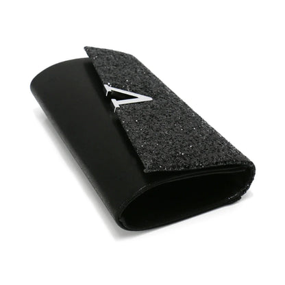 Black V Design metal chain evening bag by 𝕄𝕔 𝕋𝕙𝕖 𝔹𝕝𝕒𝕔𝕜 𝔻𝕚𝕒𝕞𝕠𝕟