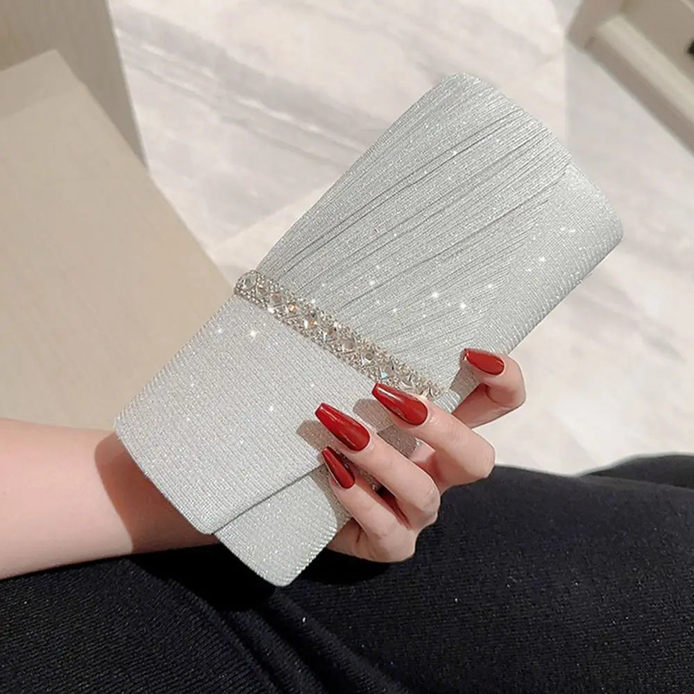 Luxury black sequins clutch bag by 𝕄𝕔 𝕋𝕙𝕖 𝔹𝕝𝕒𝕔𝕜 𝔻𝕚𝕒𝕞𝕠𝕟�