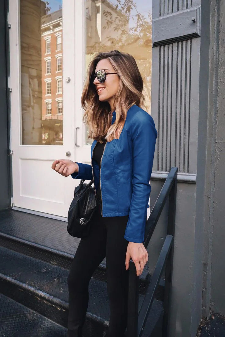 Women’s zipper jacket from Mohammad Collection, featuring a stylish female jacket with zipper details and a modern design.