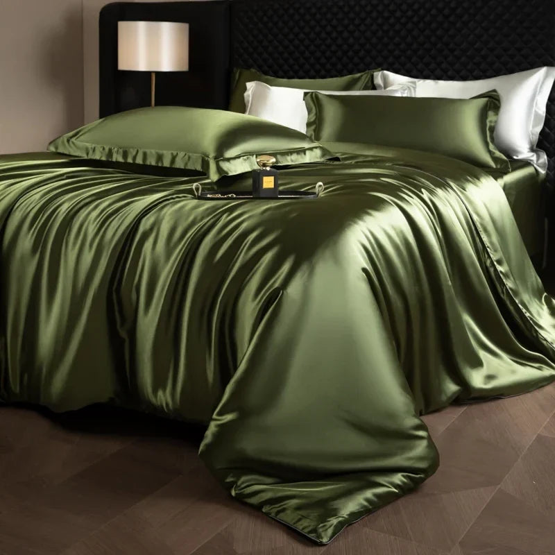 Luxury satin bedding set by 𝕄𝕔 𝕋𝕙𝕖 𝔹𝕝𝕒𝕔𝕜 𝔻𝕚𝕒𝕞𝕠𝕟𝕕