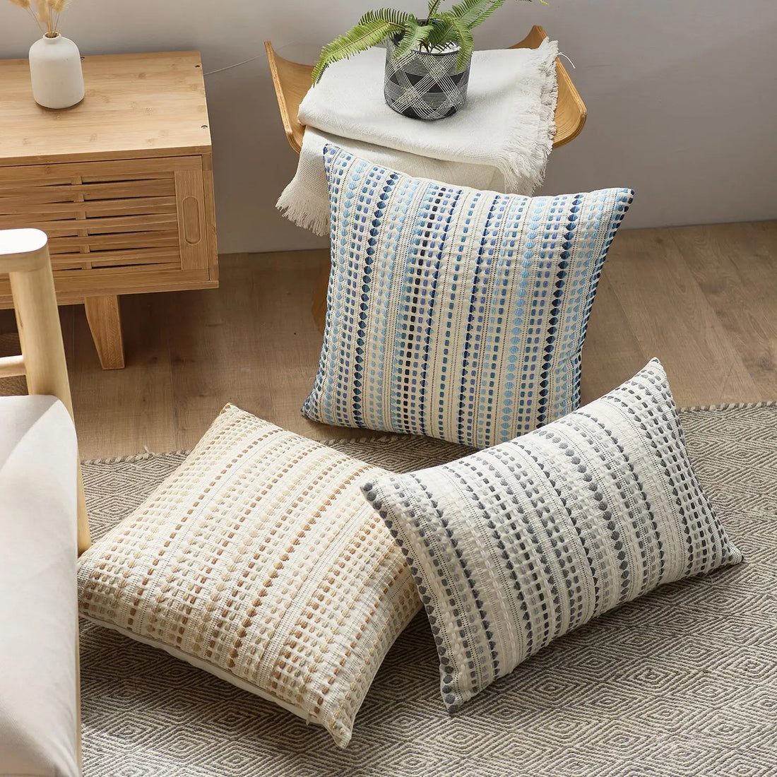 MC THE BLACK DIAMOND Nordic striped dots woven cushion cover with geometric cotton and linen design for sofa decor.