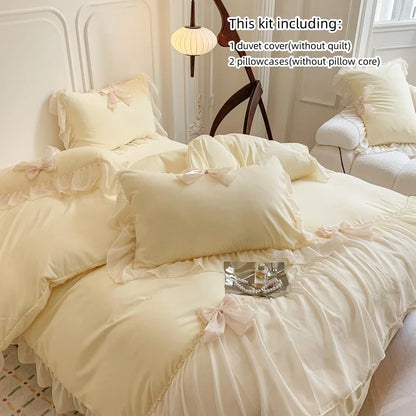 Three-piece white bedding set with ruffled duvet cover from 𝕄𝕔 𝕋𝕙𝕖 𝔹𝕝𝕒𝕔𝕜 𝔻𝕚𝕒𝕞𝕠