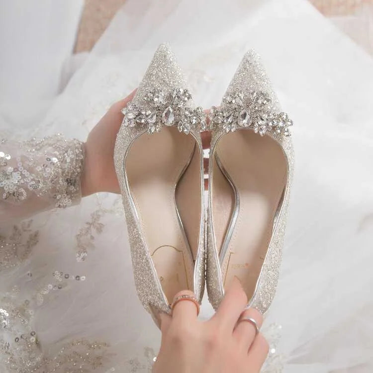 Silver high heels from 𝕄𝕔 𝕋𝕙𝕖 𝔹𝕝𝕒𝕔𝕜 𝔻𝕚𝕒𝕞𝕠𝕟𝕕�