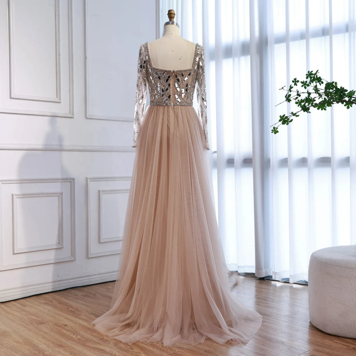 Elegant MC Luxury Arabic dress from MC THE BLACK DIAMOND, featuring intricate embroidery and flowing fabric.