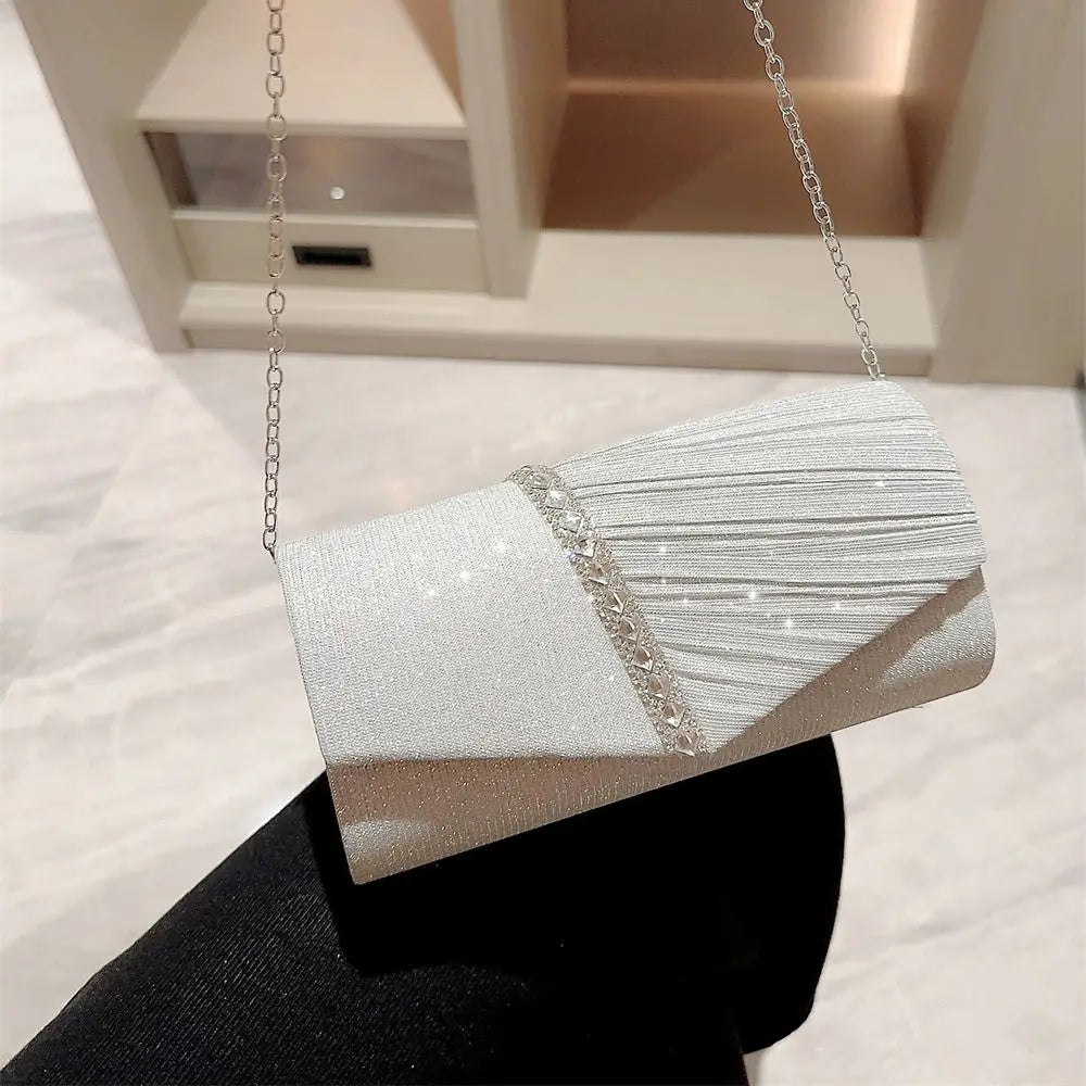 Luxury sequins clutch bag by 𝕄𝕔 𝕋𝕙𝕖 𝔹𝕝𝕒𝕔𝕜 𝔻𝕚𝕒𝕞𝕠𝕟�