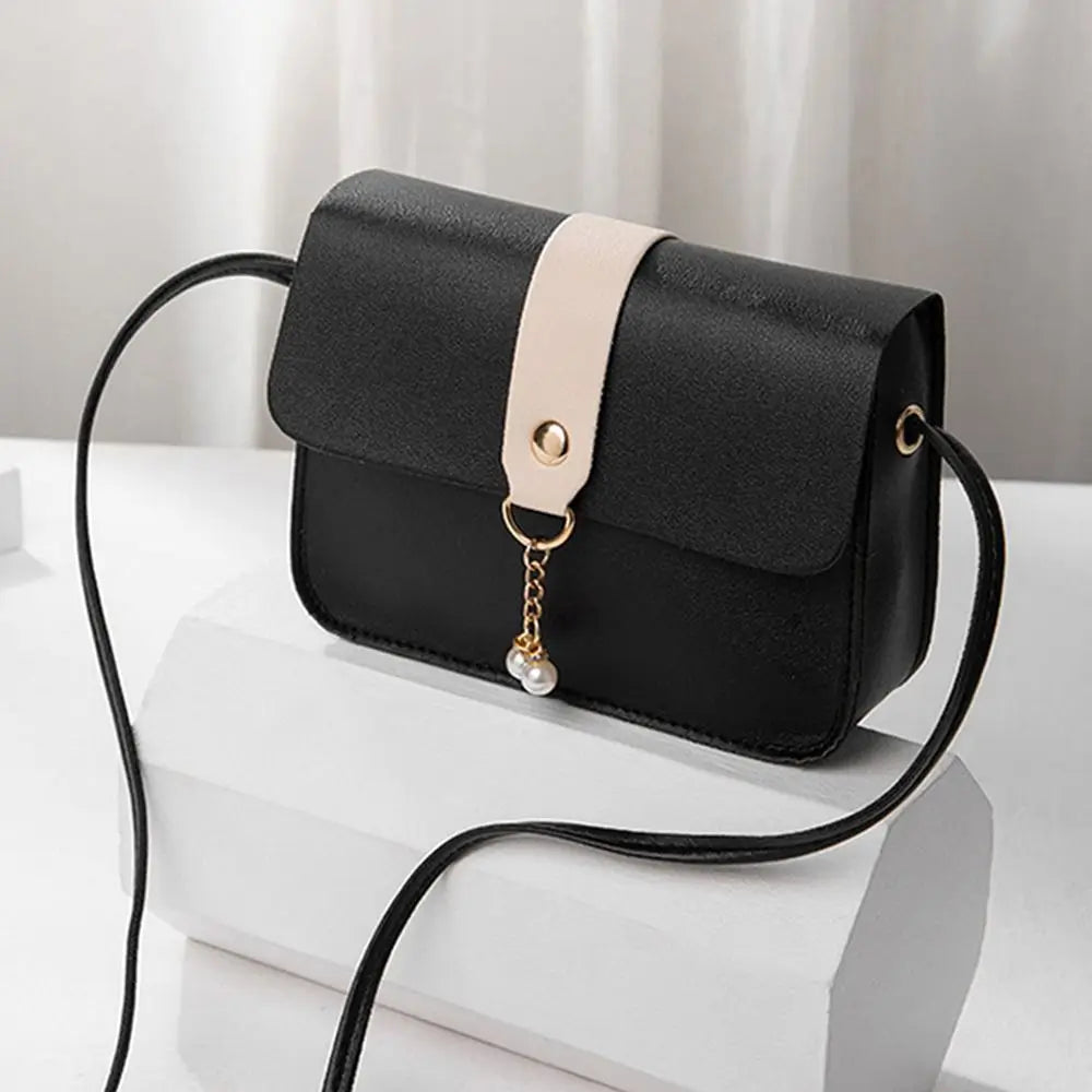 Small square MC THE BLACK DIAMOND crossbody handbag for women, mini purse perfect for summer travel and casual outings.