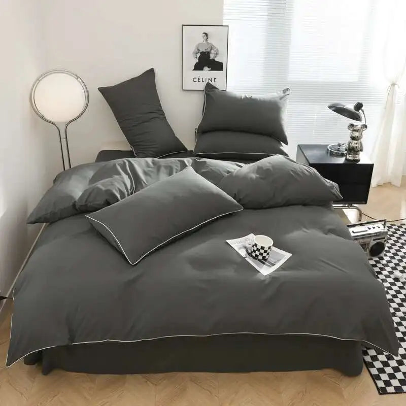 Black bedding set from 𝕄𝕔 𝕋𝕙𝕖 𝔹𝕝𝕒𝕔𝕜 𝔻𝕚𝕒𝕞𝕠𝕟𝕕�