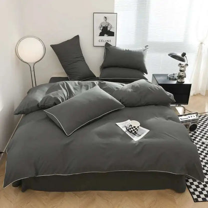 Black bedding set from 𝕄𝕔 𝕋𝕙𝕖 𝔹𝕝𝕒𝕔𝕜 𝔻𝕚𝕒𝕞𝕠𝕟𝕕�