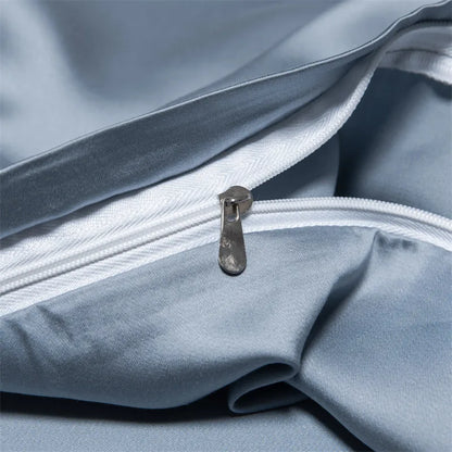 Luxury mulberry silk duvet cover in solid color, 150x200cm or 240x260cm, from 𝕄𝕔 𝕋𝕙𝕖 𝔹𝕝𝕒𝕔𝕜 𝔻