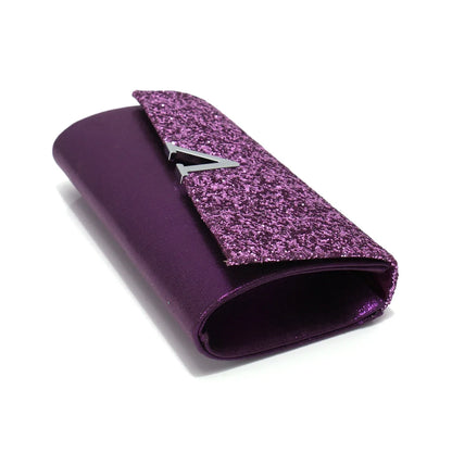 V Design Metal Chain Glamorous Evening Bag by 𝕄𝕔 𝕋𝕙𝕖 𝔹𝕝𝕒𝕔𝕜 𝔻𝕚𝕒𝕞𝕠�