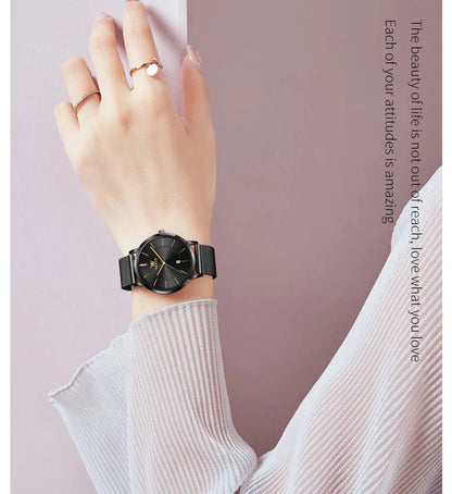 Minimalist leather strap women&