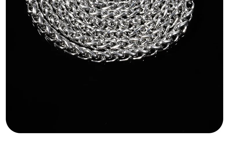 Luxury diamond evening bag by 𝕄𝕔 𝕋𝕙𝕖 𝔹𝕝𝕒𝕔𝕜 𝔻𝕚𝕒𝕞𝕠𝕟𝕕