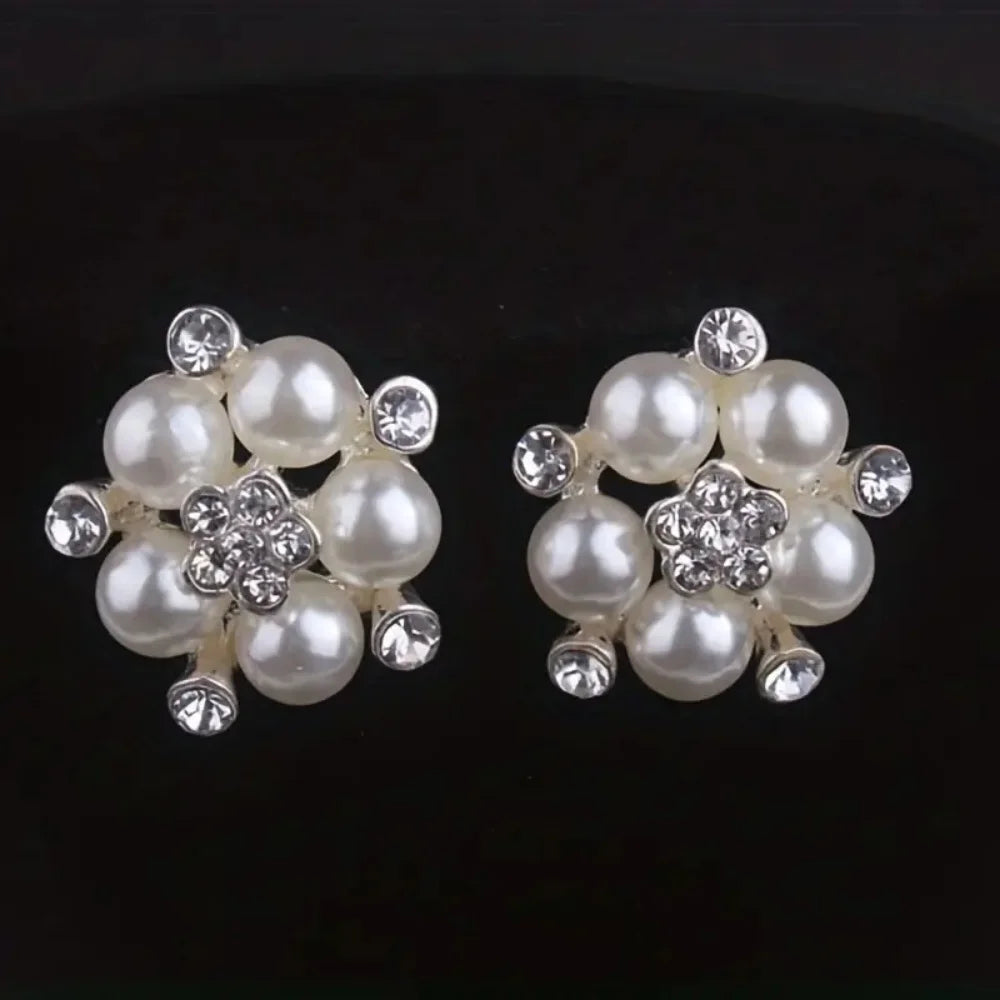 Vintage style pearl wedding necklace and earrings jewelry set by MC THE BLACK DIAMOND, featuring elegant pearl accents for special occasions.