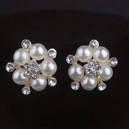 Vintage style pearl wedding necklace and earrings jewelry set by MC THE BLACK DIAMOND, featuring elegant pearl accents for special occasions.