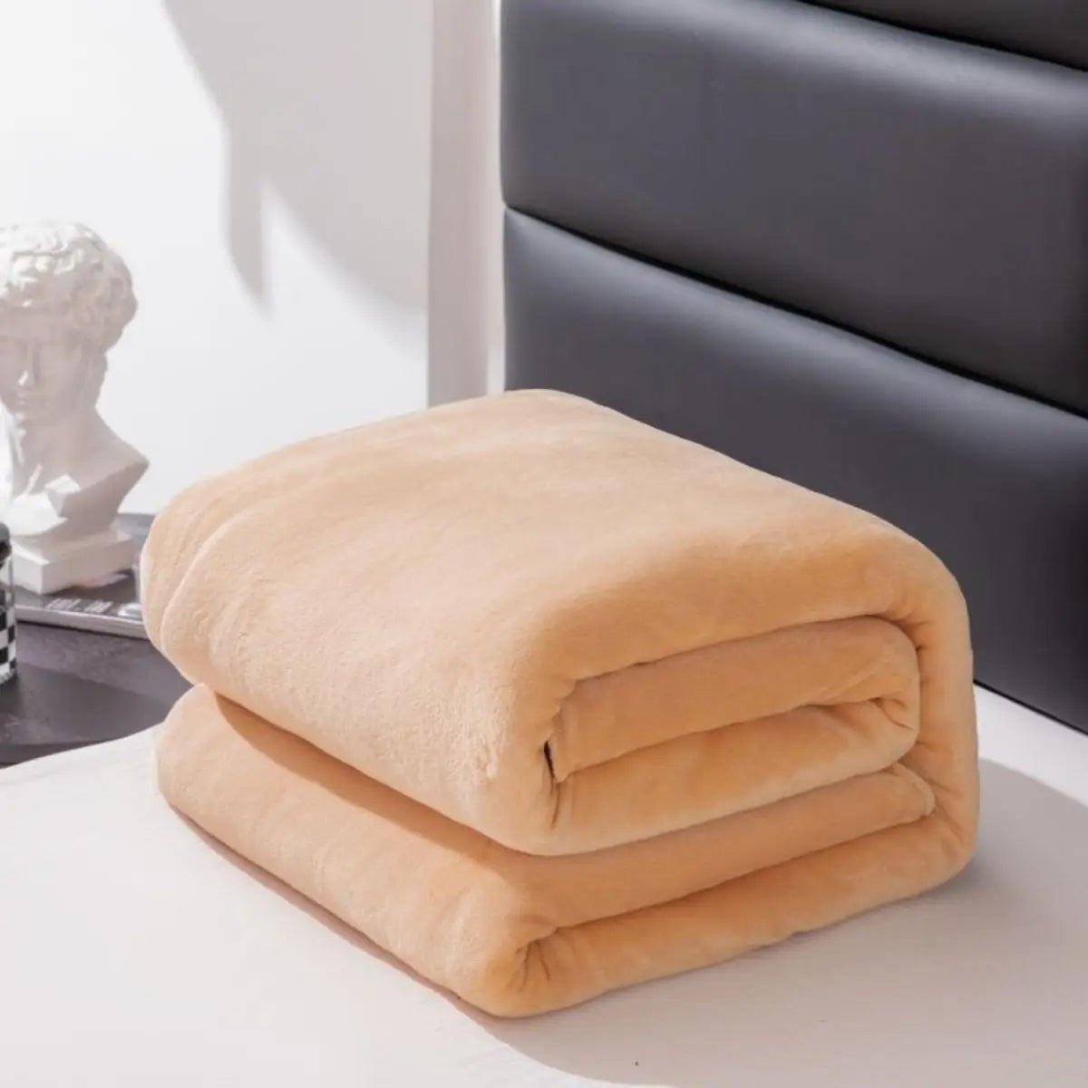 Soft solid color fleece blanket by 𝕄𝕮 𝕋𝕙𝕖 𝔹𝕝𝕒𝕔𝕜 𝔻𝕚𝕒𝕞𝕠𝕟�