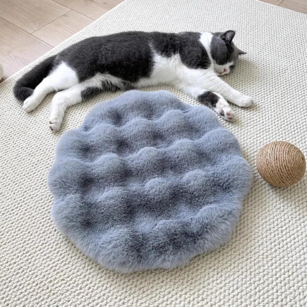 Round washable cat bed with non-slip bottom and cushioned insulation, suitable for dogs and cats by MC THE BLACK DIAMOND.