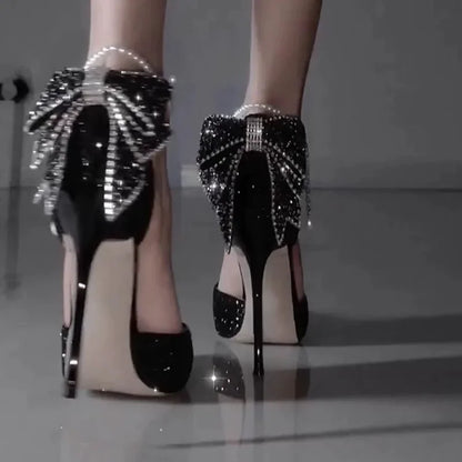 Elegant women&