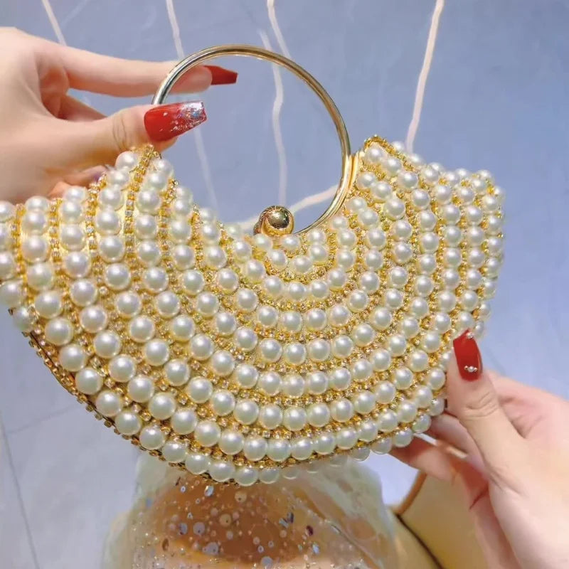 Luxurious sparkling banquet clutch bag by 𝕄𝕔 𝕋𝕙𝕖 𝔹𝕝𝕒𝕔𝕜 𝔻𝕚𝕒𝕞𝕠𝕟�