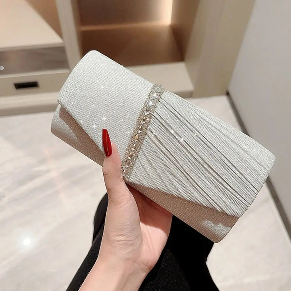 Luxury sequins clutch handbag by 𝕄𝕔 𝕋𝕙𝕖 𝔹𝕝𝕒𝕔𝕜 𝔻𝕚𝕒𝕞𝕠𝕟�