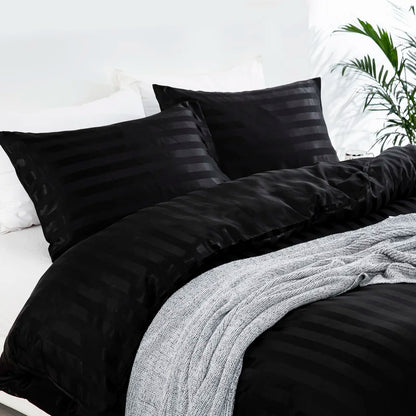 Luxury ivory white satin striped duvet cover set by 𝕄𝕔 𝕋𝕙𝕖 𝔹𝕝𝕒𝕔𝕜 𝔻𝕚𝕒𝕞𝕠�