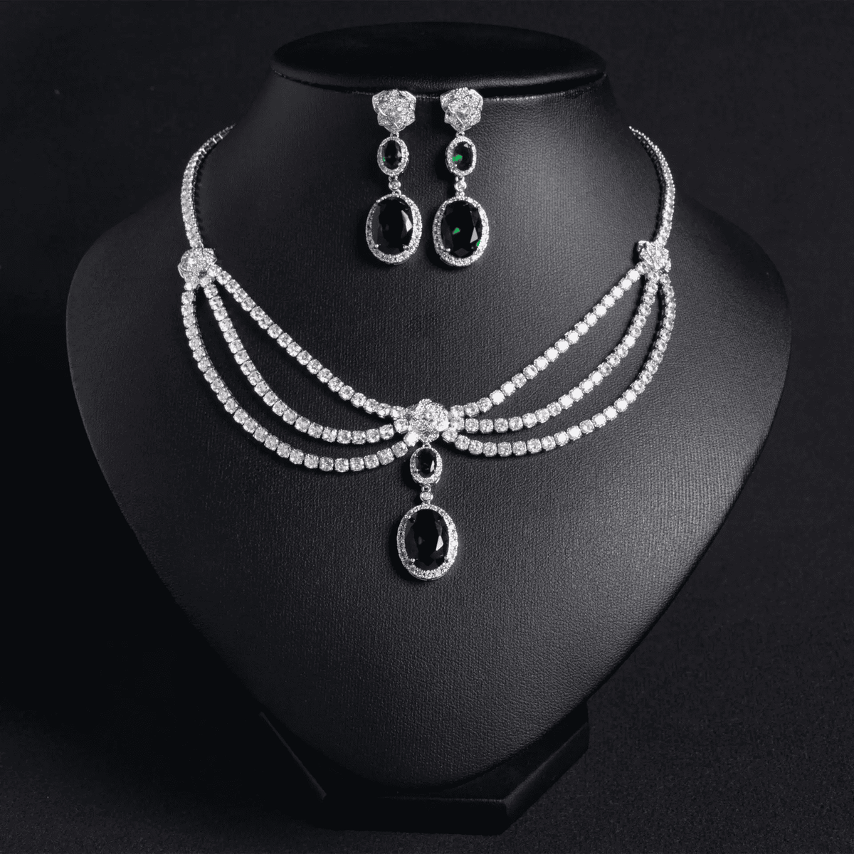 Elegant women&
